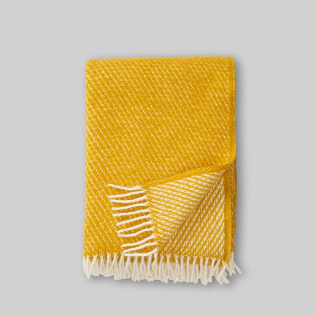 Velvet-saffron3_clipped_rev_1