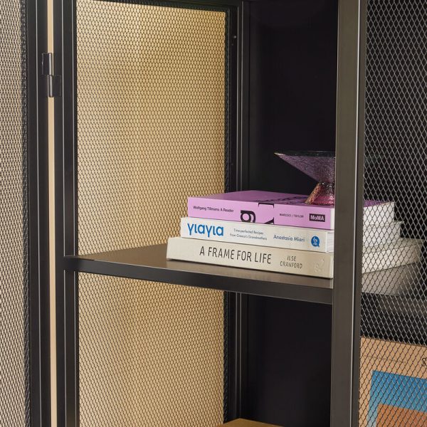Edge Mesh Cabinet