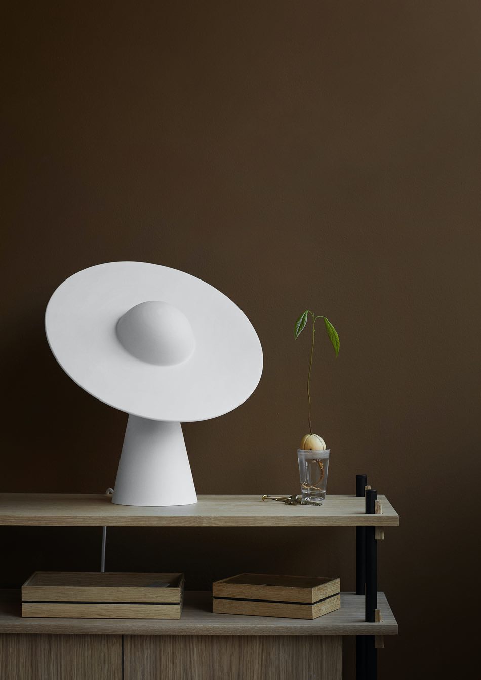 MOEBE_CERAMIC-TABLE-LAMP_IC_LOW-RES_02