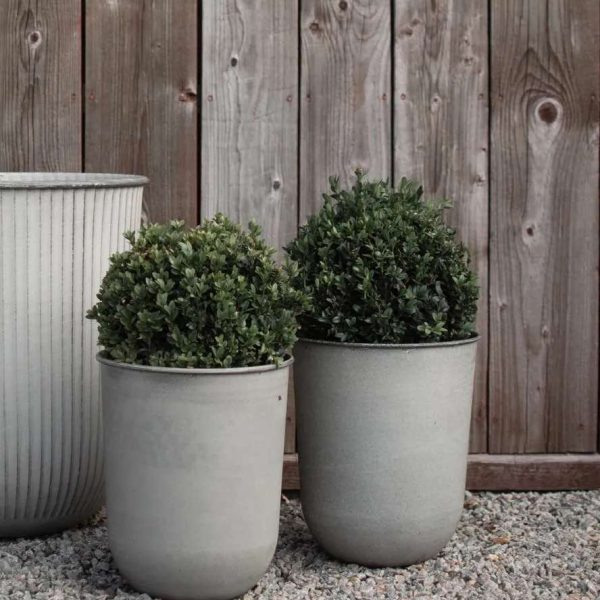Out Pot Grey