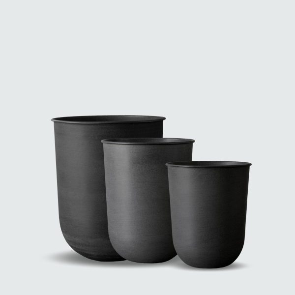 Out Pot Black