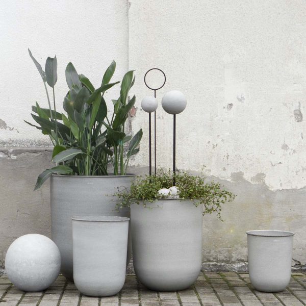 Out Pot Grey
