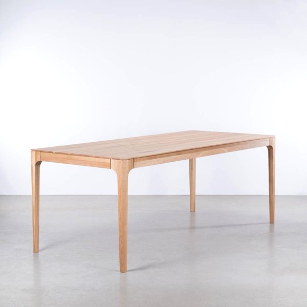 Rik Table