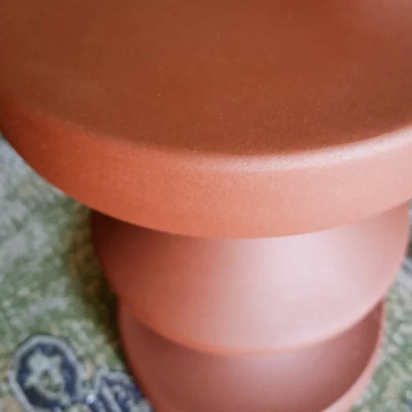 Form Rust Orange Table