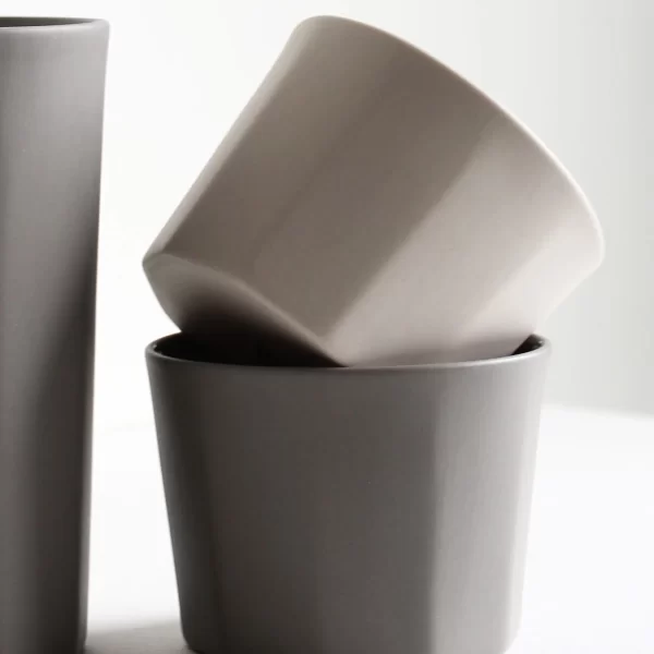 Faceted Cup Sand