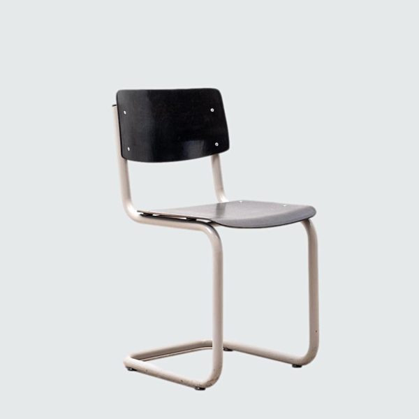 Pagwood Floating Chair Black