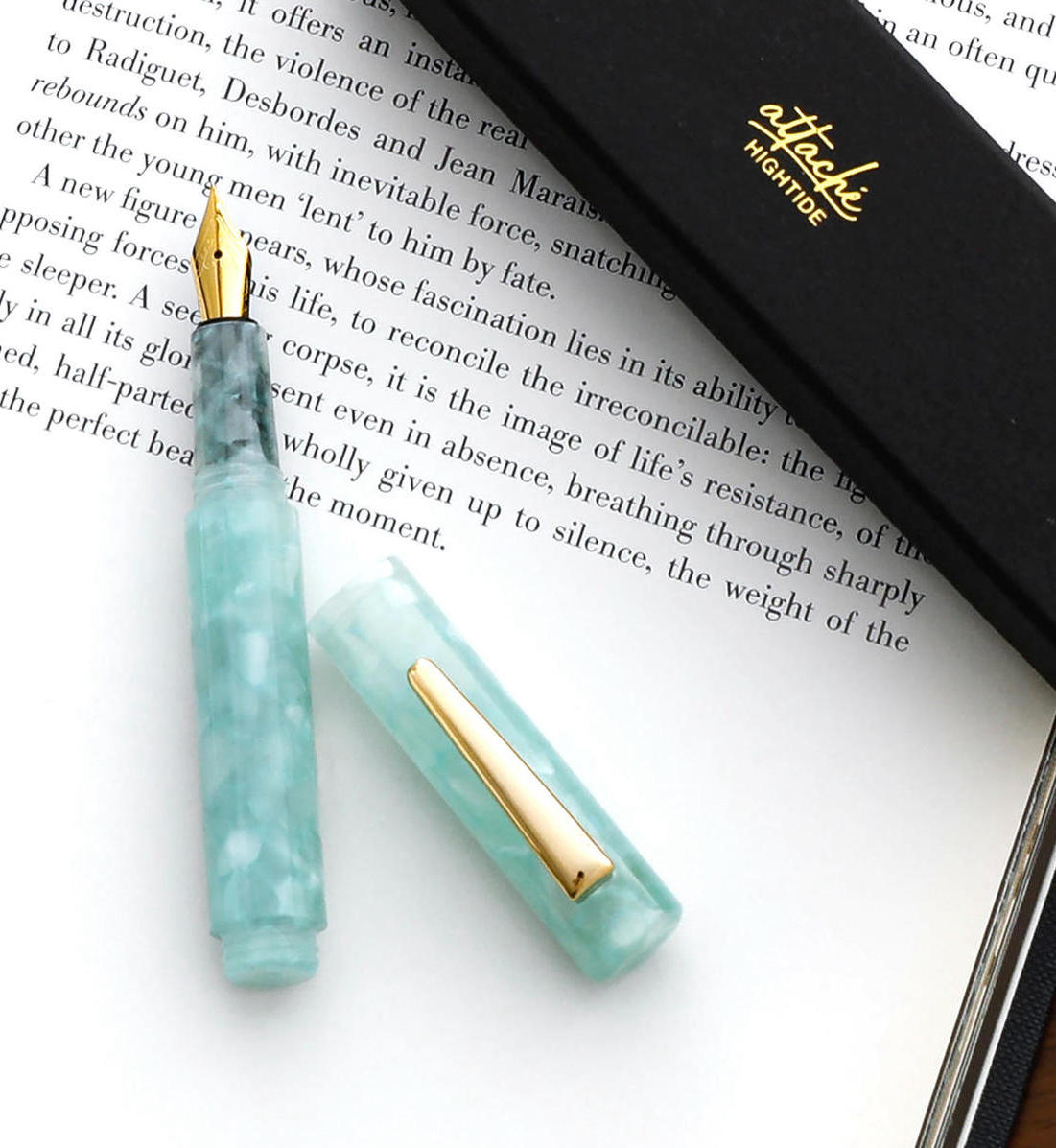 marbled-fountain-pen-attache-mint (1)
