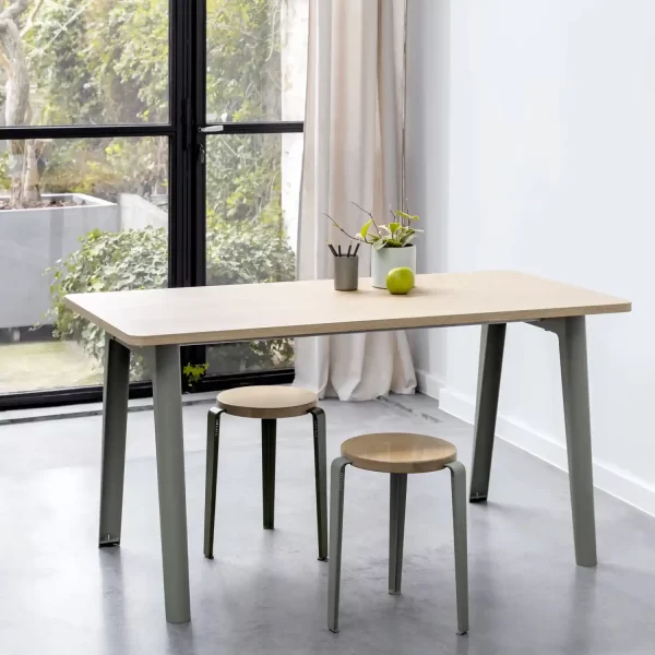 Lou Stool Oak - Various Colors