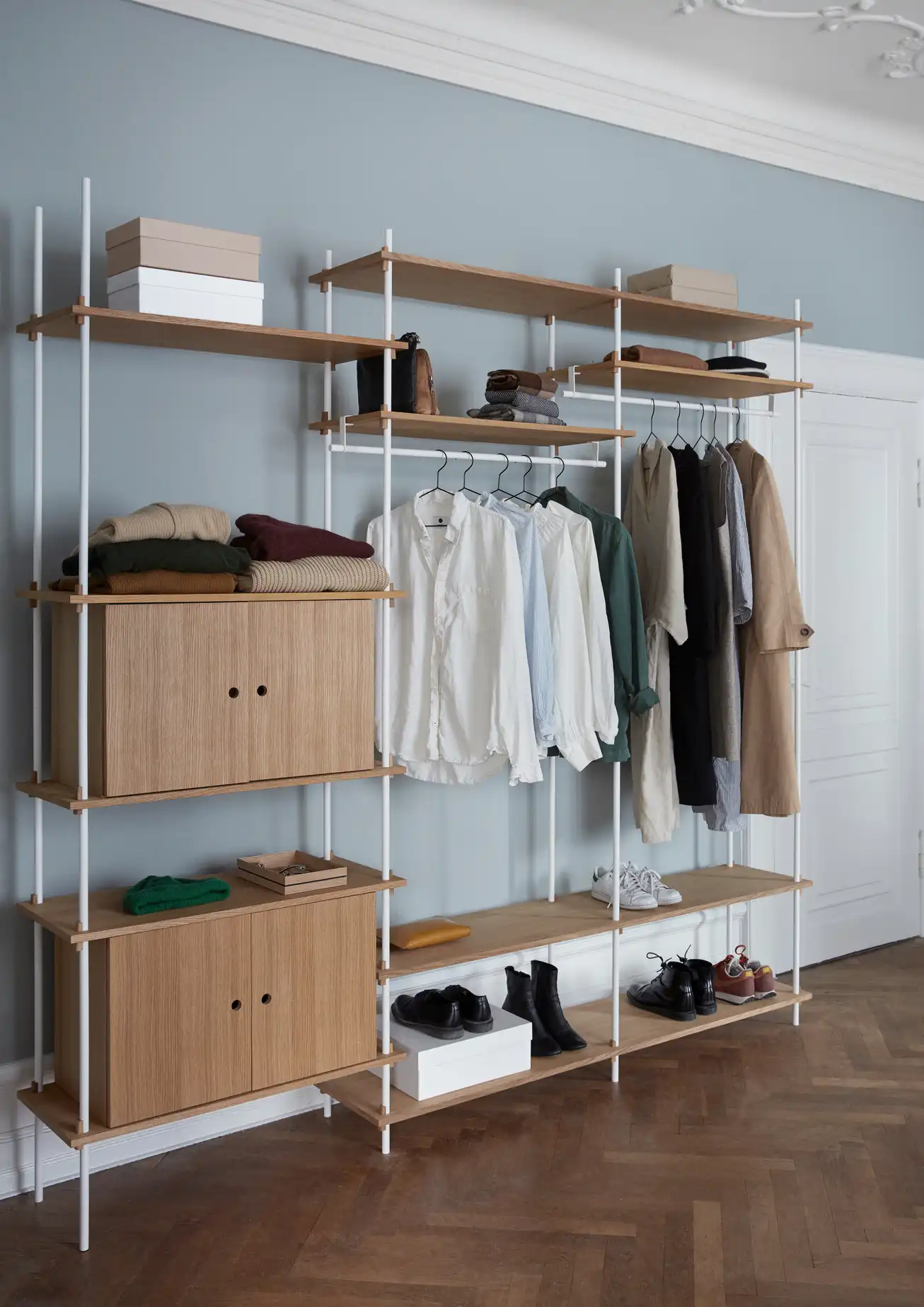 MOEBE_Double-Half-Shelf_IC_Oak_High-Res_24