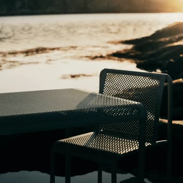 Dapple Dining Table