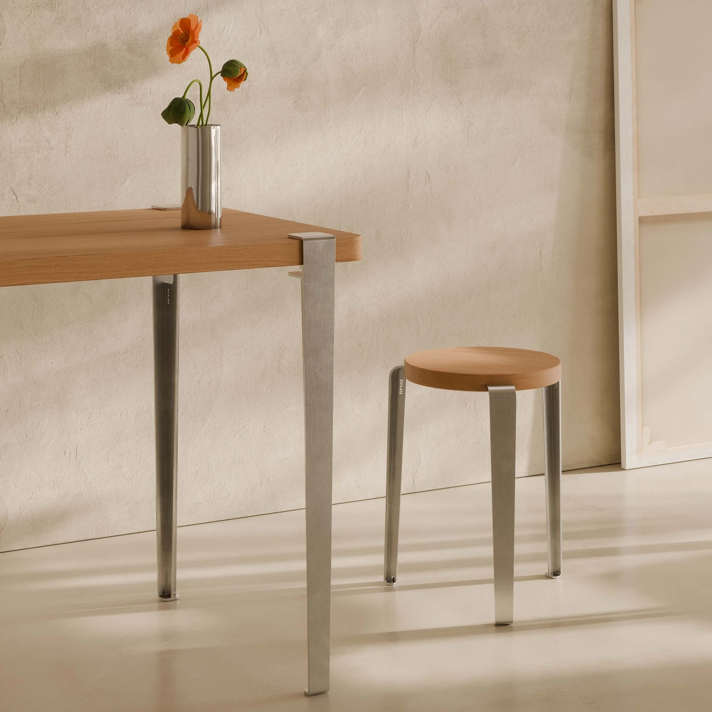 TIPTOE_Core_Desk-Close_R5_151225_300DPI-WEB