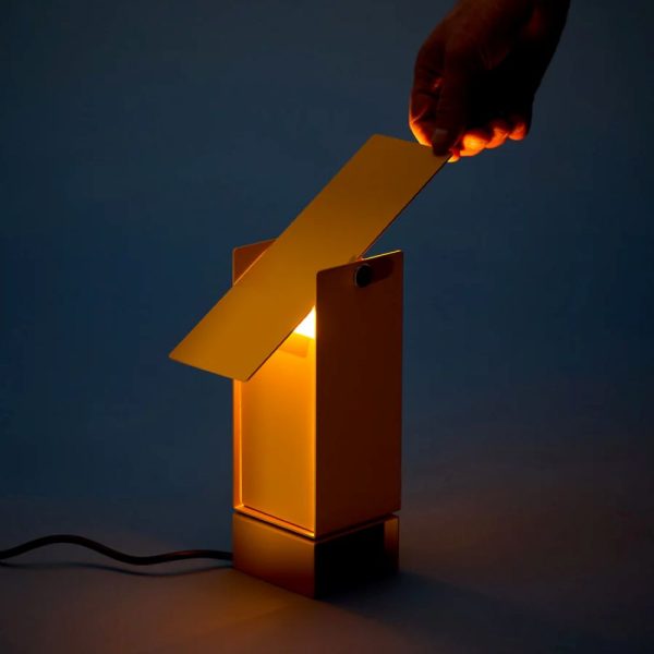 Pivoting Table Lamp